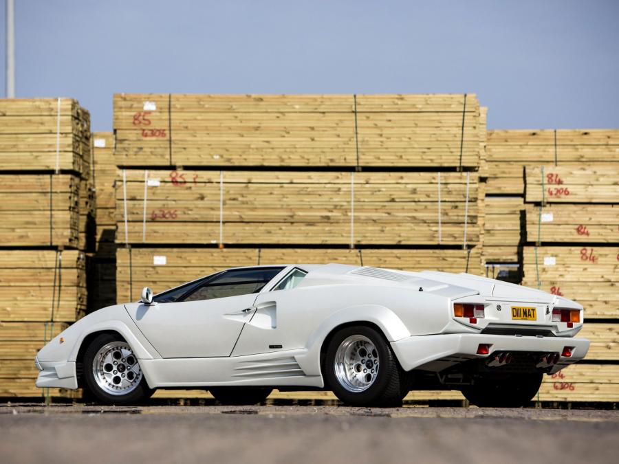  Lamborghini Countach 25th Anniversary 1988 года  (UK) (фото 2 из 16)